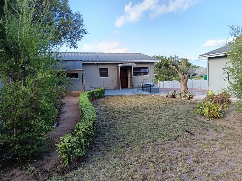 2 Bedroom Property for Sale in Albertinia Western Cape